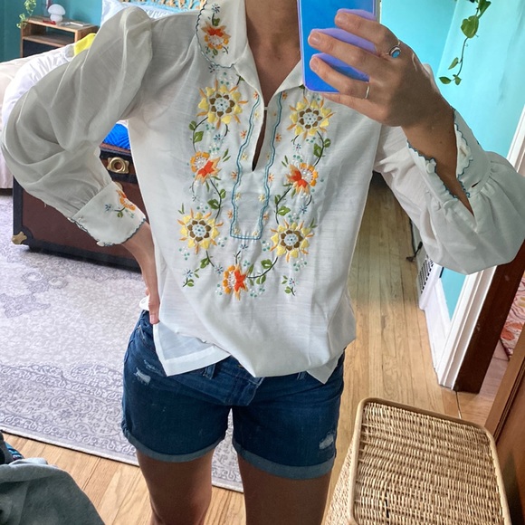 Vintage Floral Embroidered Blouse - Picture 7 of 7